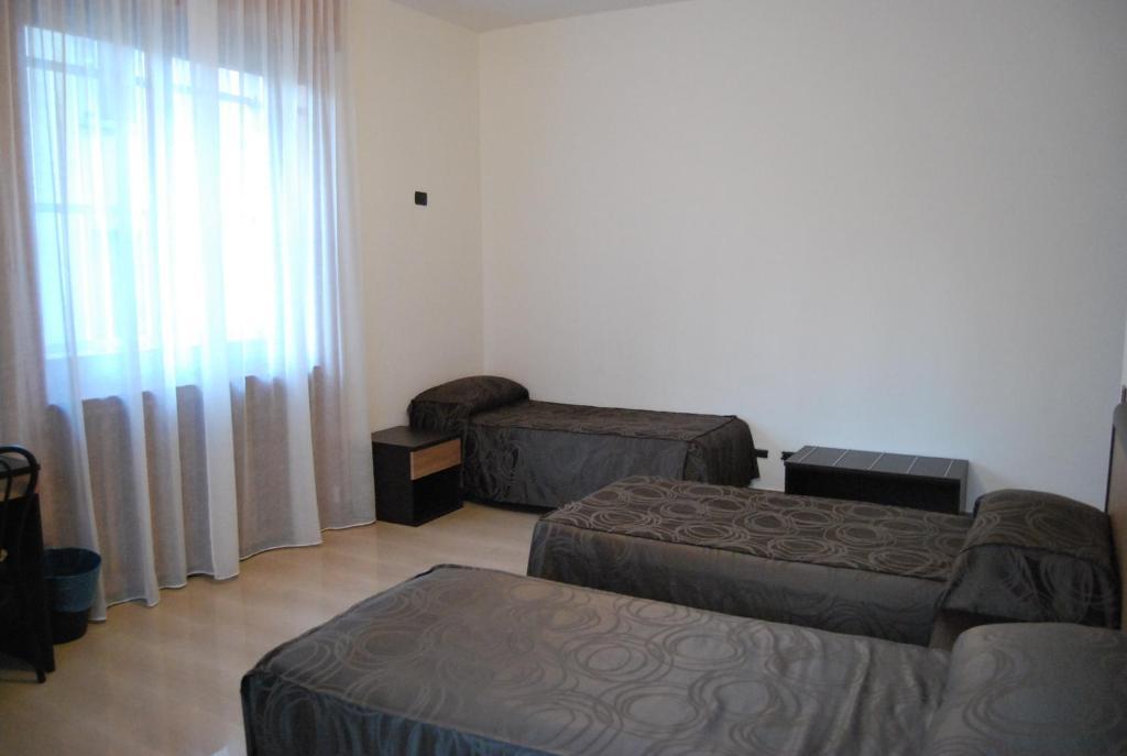 Villamelchiorre 1 Milano Oda fotoğraf