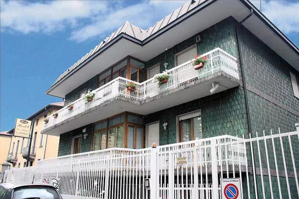Villamelchiorre 1 Milano Dış mekan fotoğraf